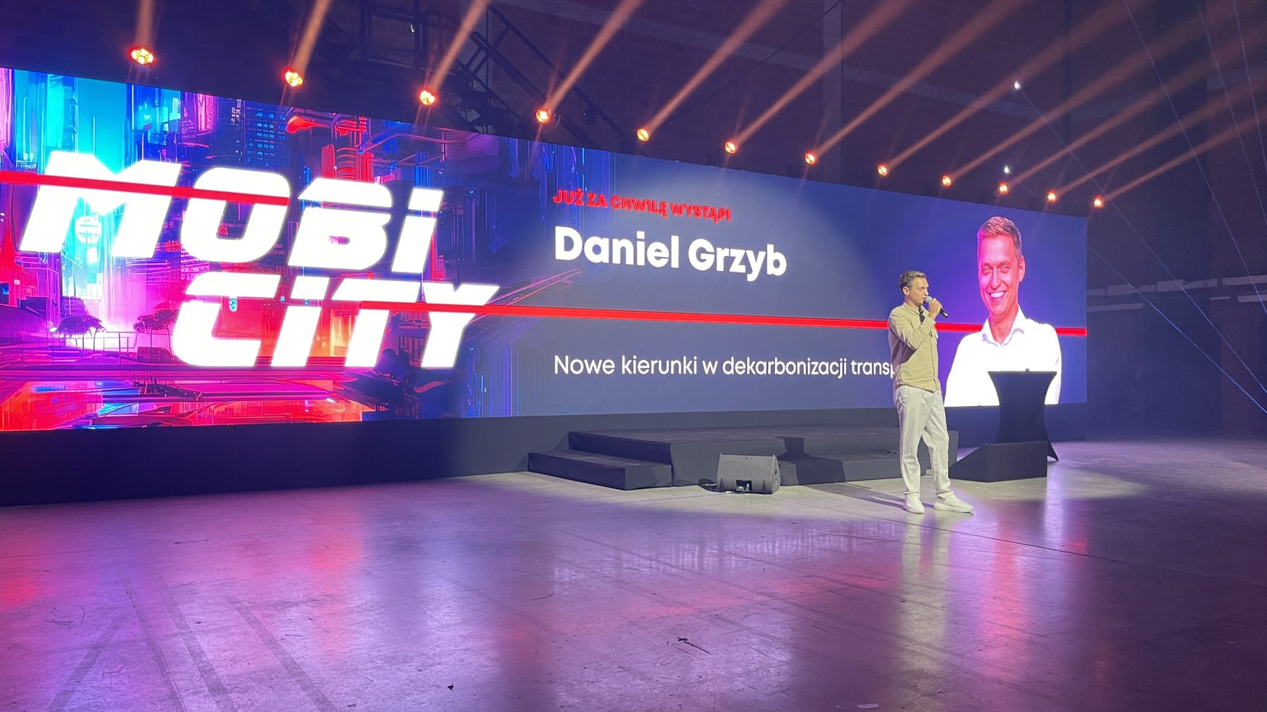 Prelekcja o dekarbonizacji transportu